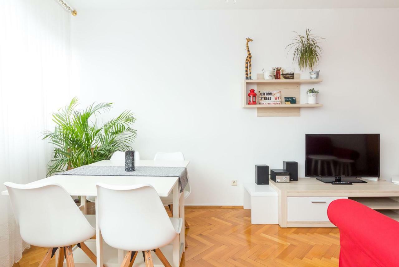 "Apartment Zagreb Idila Center", With A Balcony, Speed Wifi Bagian luar foto