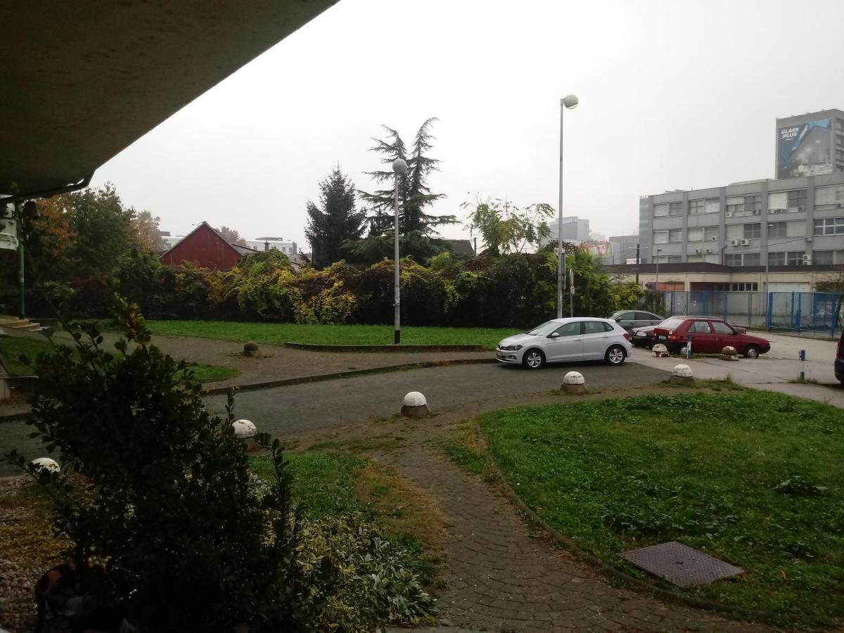 "Apartment Zagreb Idila Center", With A Balcony, Speed Wifi Bagian luar foto